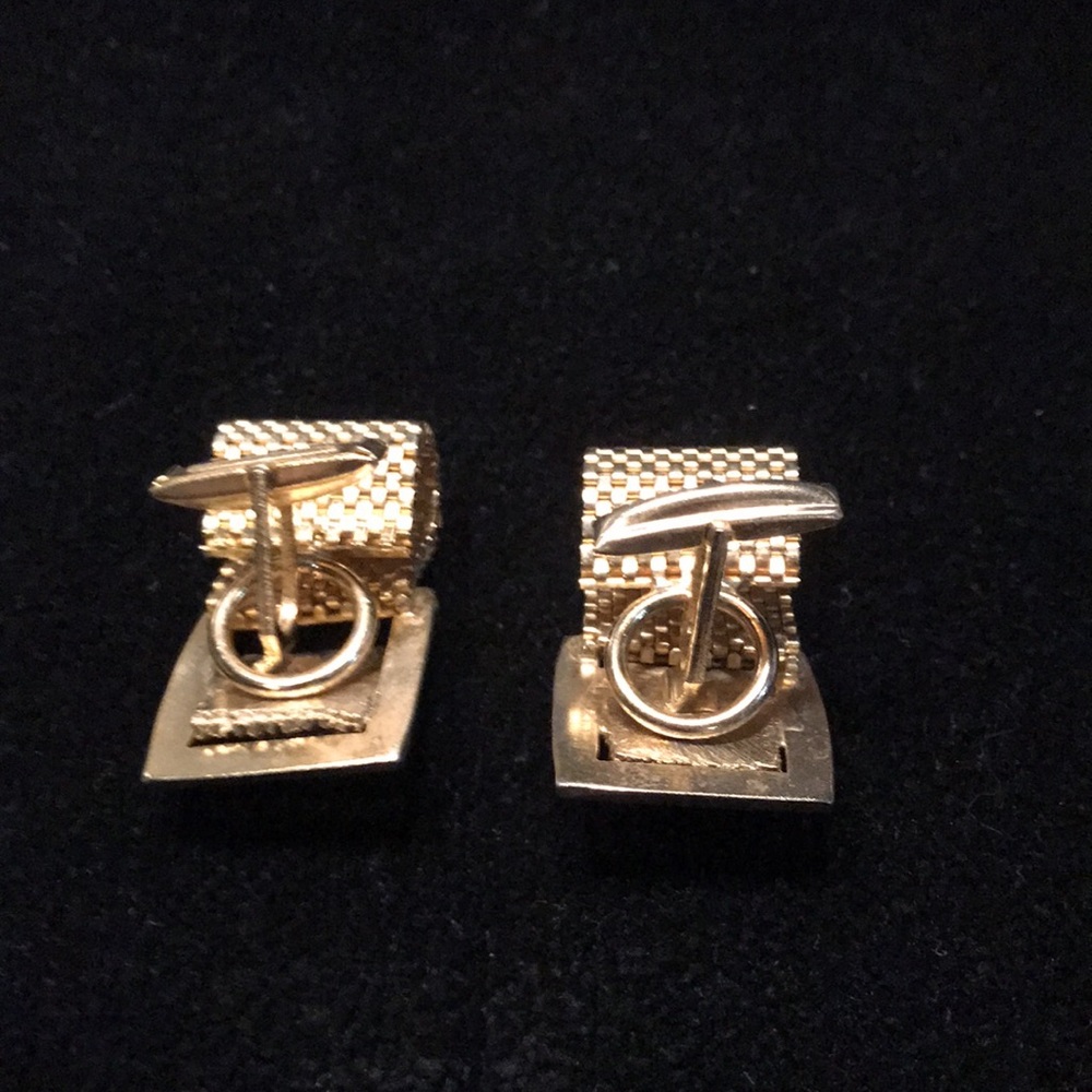 Cufflinks - Picture 2 of 5